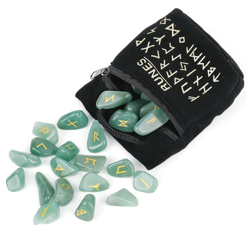 Irregular Natural Crystals Runestones for Wicca Divination Reiki Healing Tumbled Amethysts Green Aventurine Runes 25pcs/pack